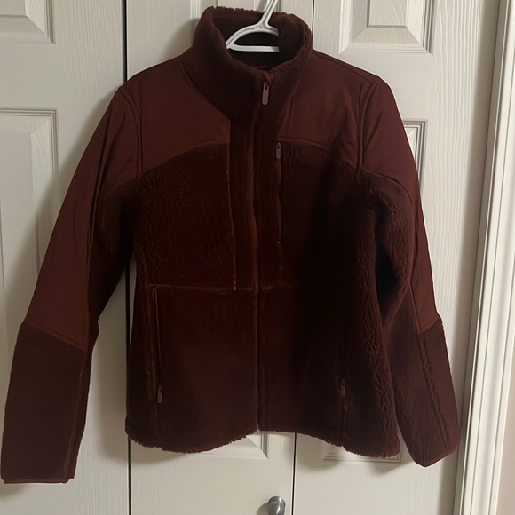 Lululemon Jacket - Picture 1 of 3